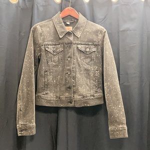 Gray/white splatter Levi & Strauss denim jacket.